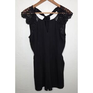 *NEW w/Tags Express Lace‎ Crochet Tie Short Sleeve Romper Jumpsuit Black Size 4